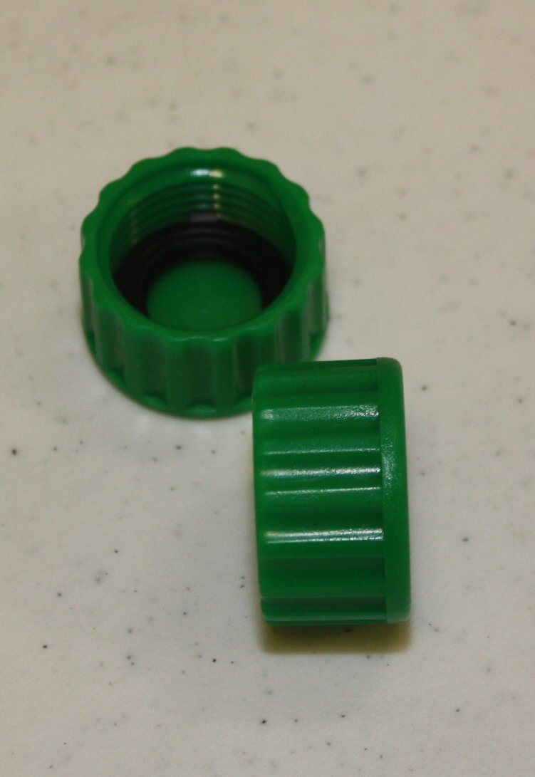 New set 2 Plastic Garden Hose End Caps Hose Terminators rubber washer